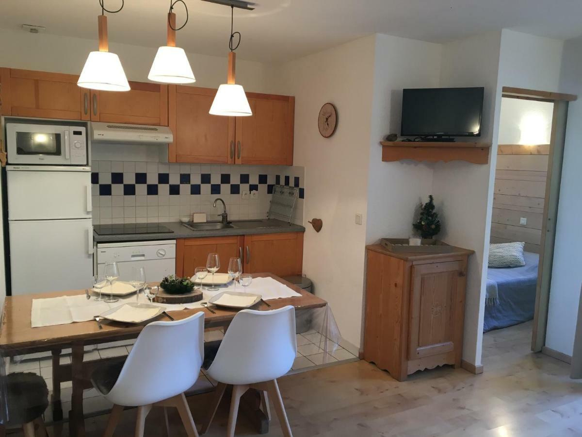 Appartement Les Pics D'Aran Bagneres-de-Luchon ภายนอก รูปภาพ